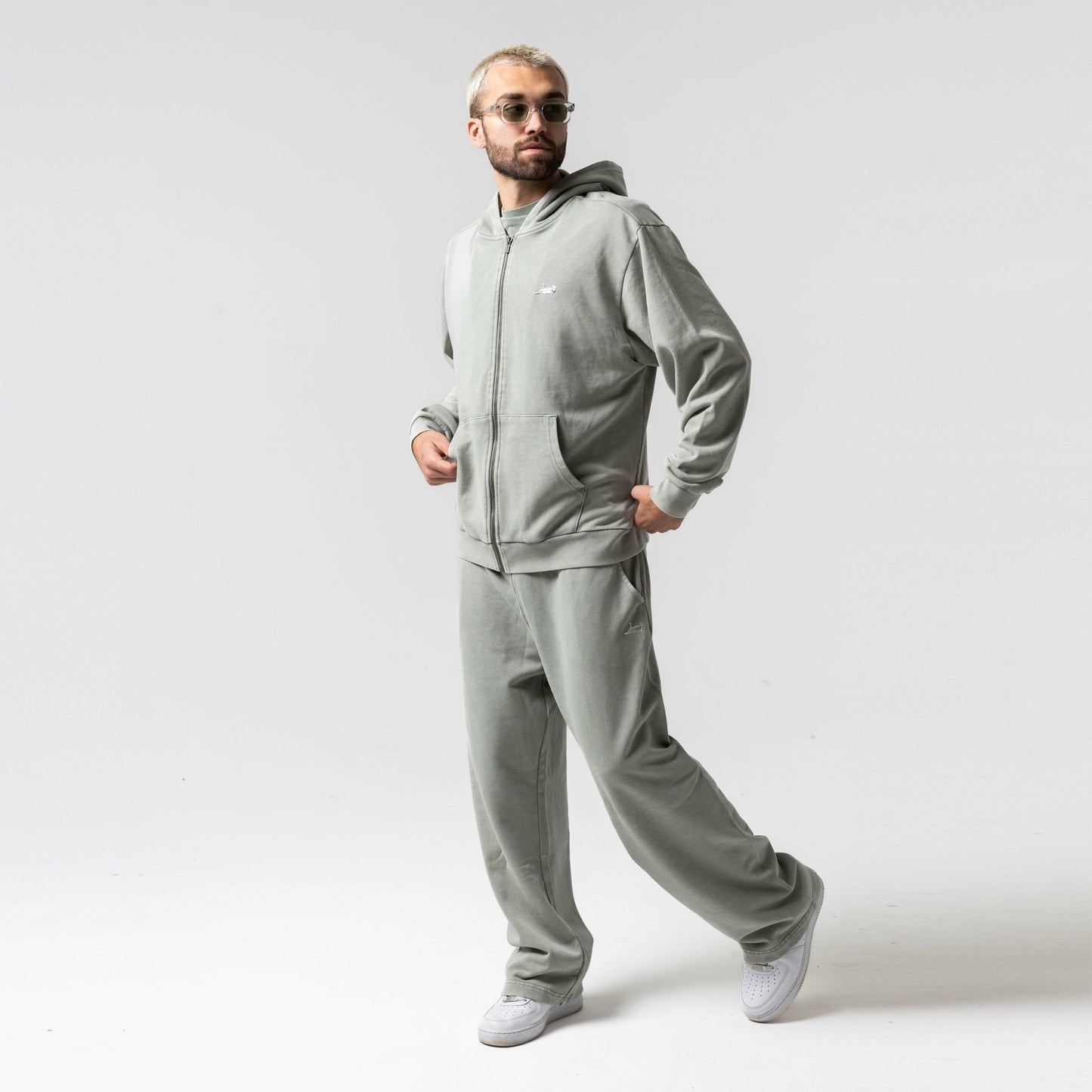 Castanza Zip Up Hoodie (Sage Vintage Wash) - Ripndip