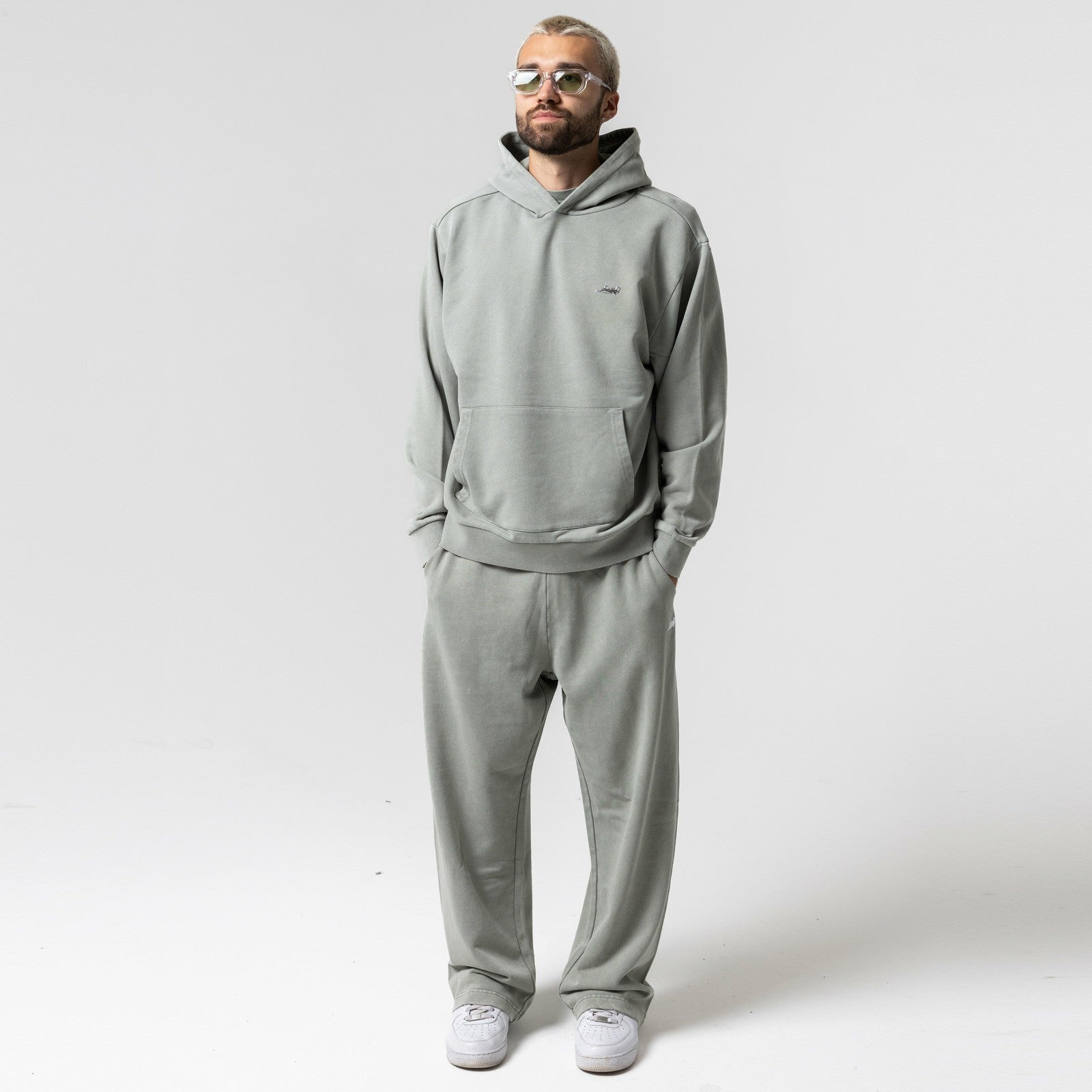 Castanza Hoodie (Sage Vintage Wash) - Ripndip