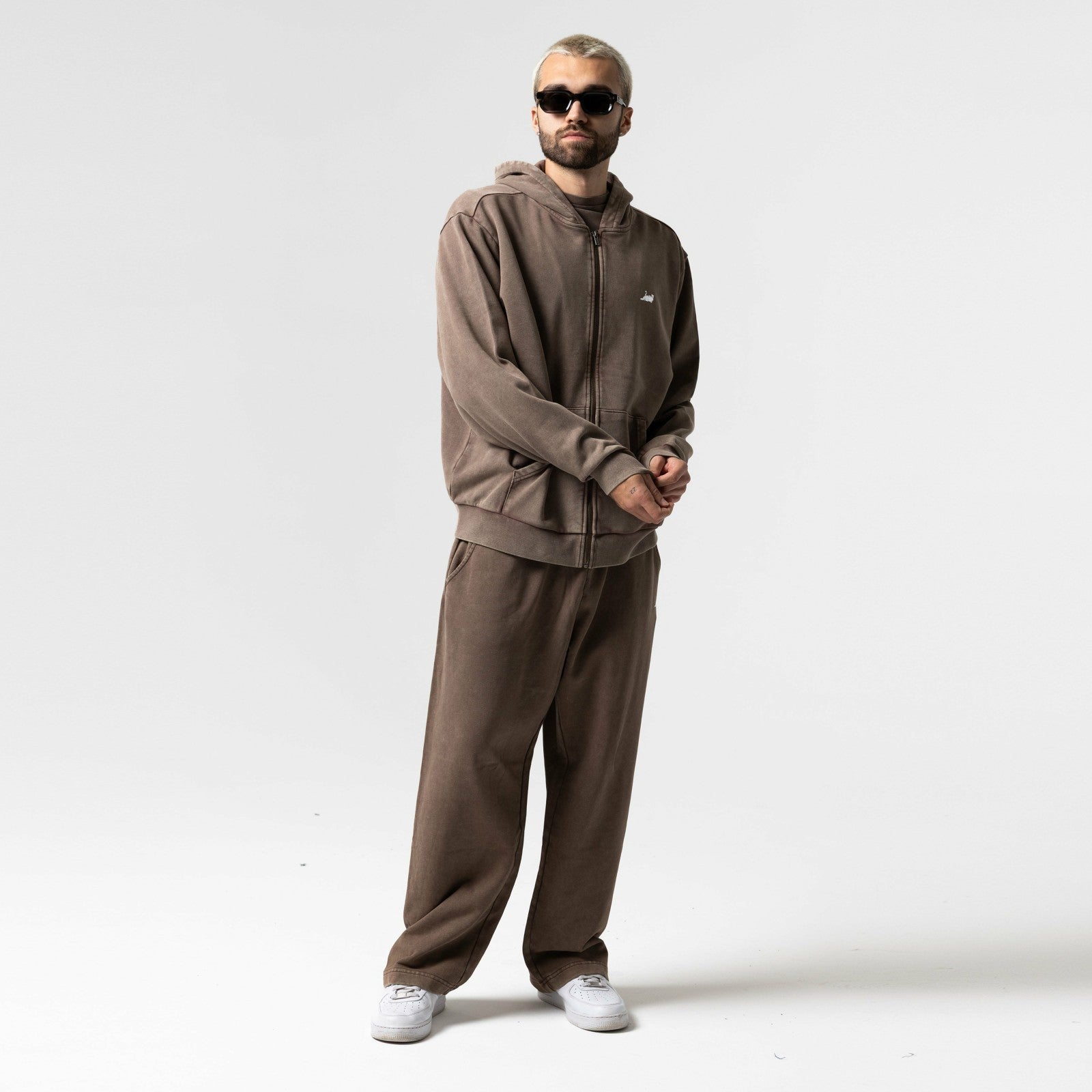 Castanza Straight Leg Sweatpants (Brown Vintage Wash) - Ripndip