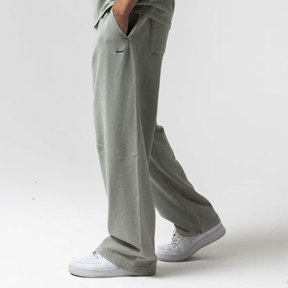 Castanza Straight Leg Sweatpants (Sage Vintage Wash) - Ripndip