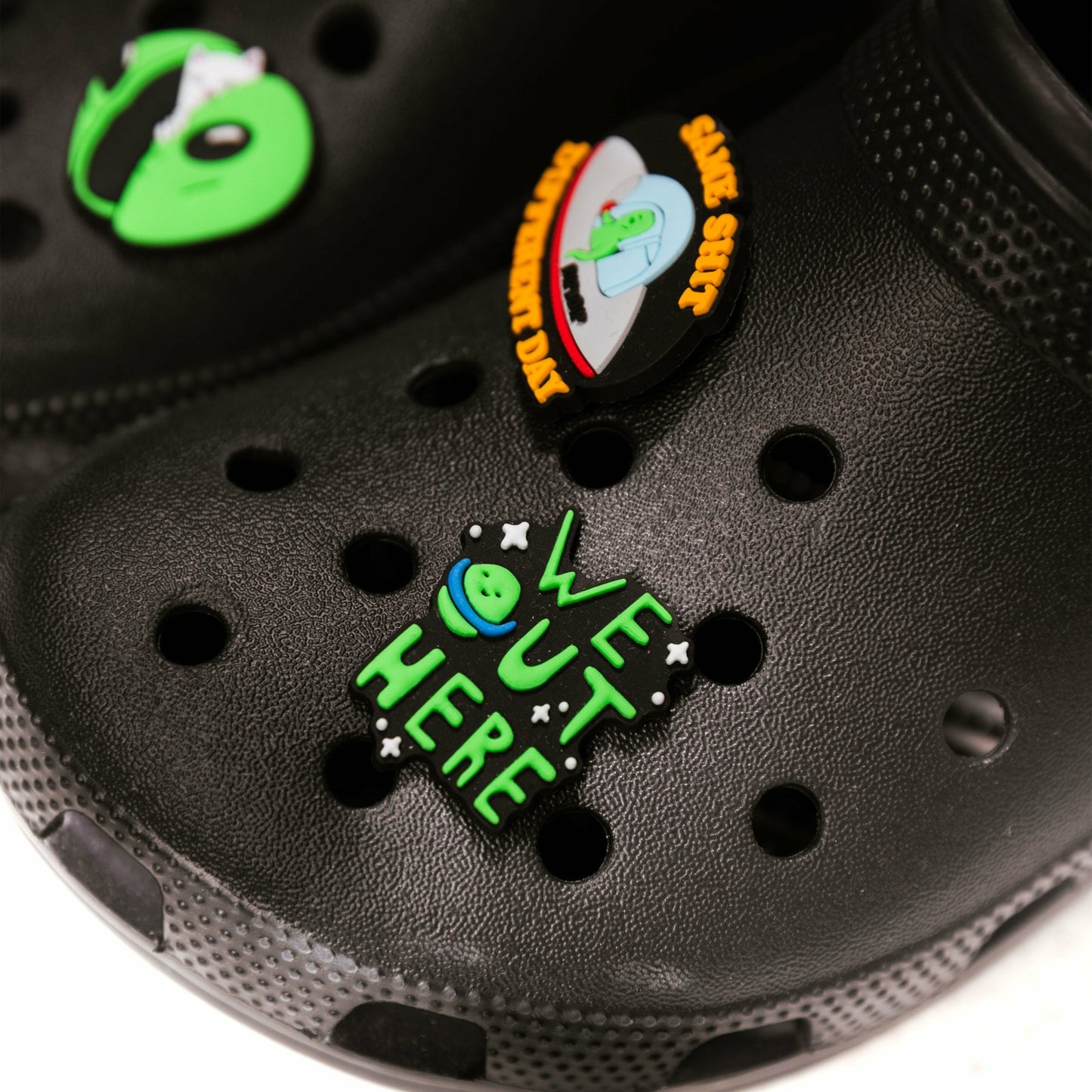 We Out Here Shoe Charm Pack (Multi) - Ripndip