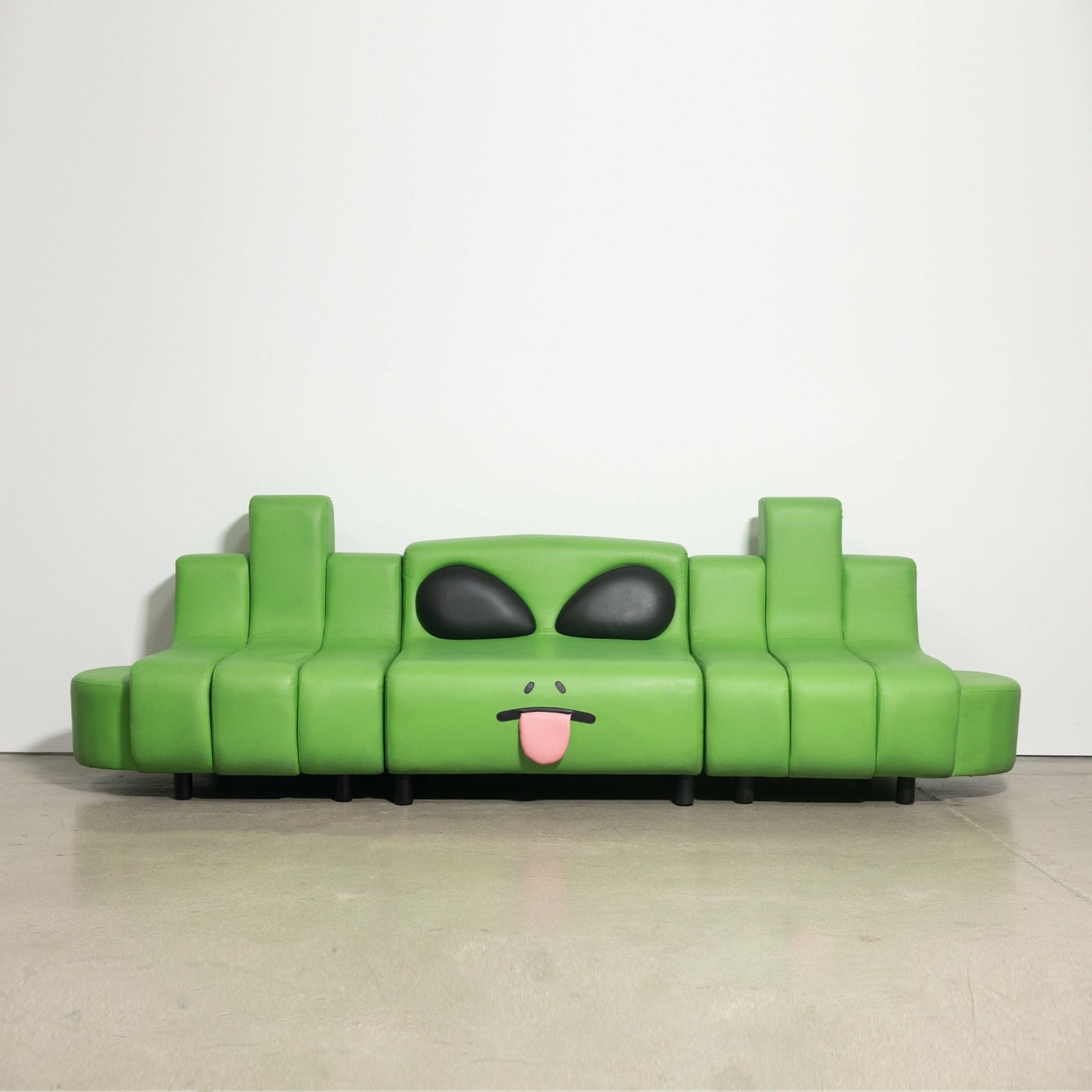 Alien Face Couch - Ripndip