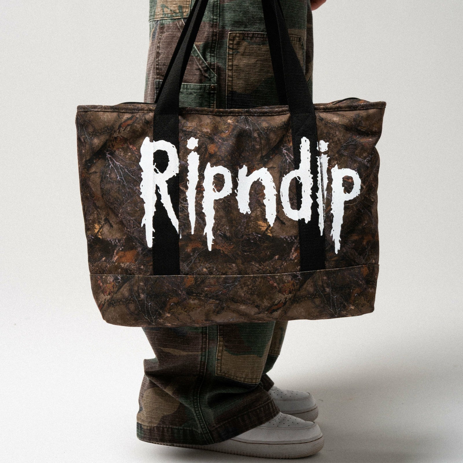 Sic Tote (Nerm Tree Camo) - Ripndip