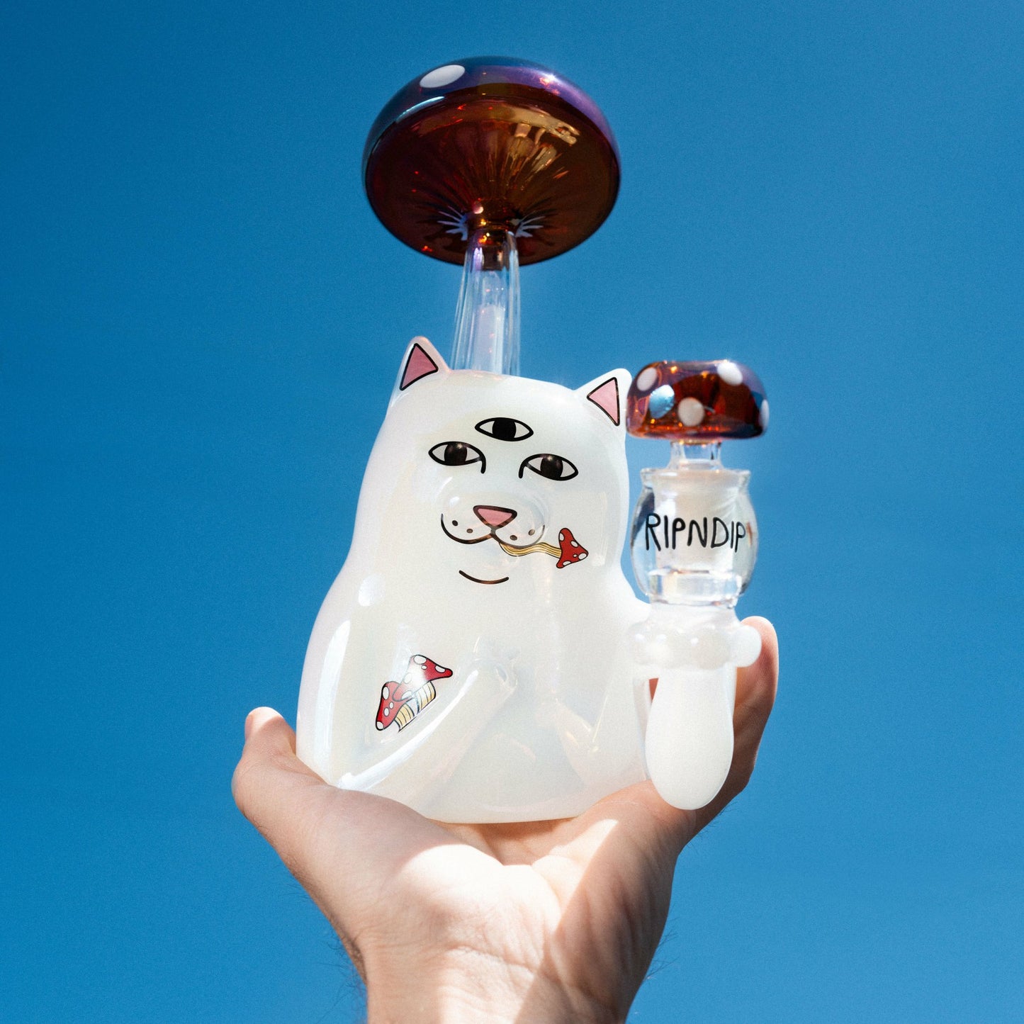 Hemper Enlightened Nermal Waterpipe (White) - Ripndip