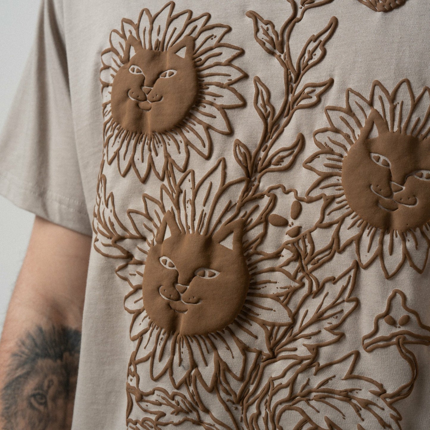 Where The Flowers Bloom Tee (Sand) - Ripndip